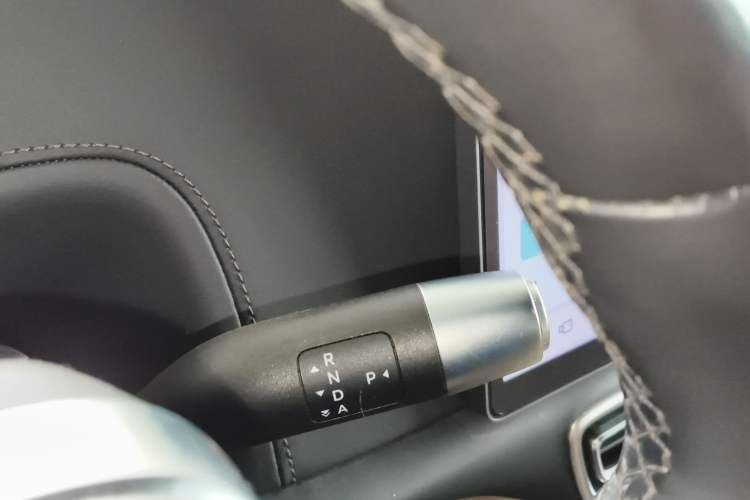 Used Li Auto L8 2023 Pro Model Gear Lever