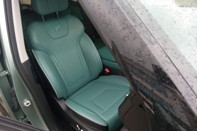 Used JETOUR Freelander 2025 2.0TD Automatic XWD Conqueror Right Front Seat