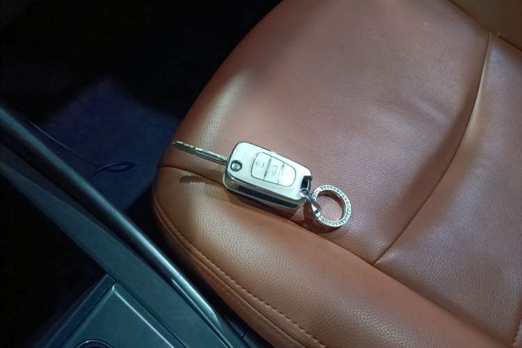 Used Hyundai Elantra (5th Generation / Langdong) 2012 1.6L Automatic Fashion Edition
