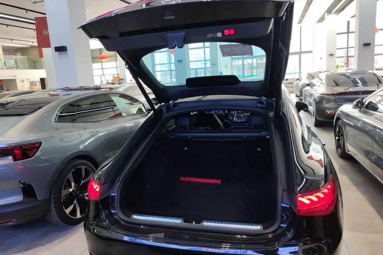 Used Mercedes-Benz EQS 2022 Updated Version 450+ Pioneer Edition Trunk