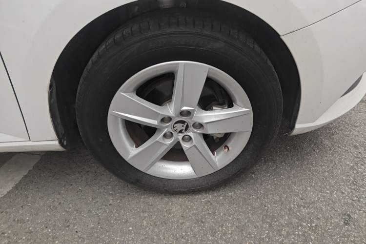 Used Skoda Fabia 2017 1.4L Automatic Car Enjoy Edition