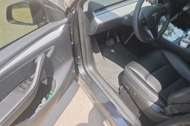 Used Tesla Model Y 2024 Rear-Wheel-Drive Version