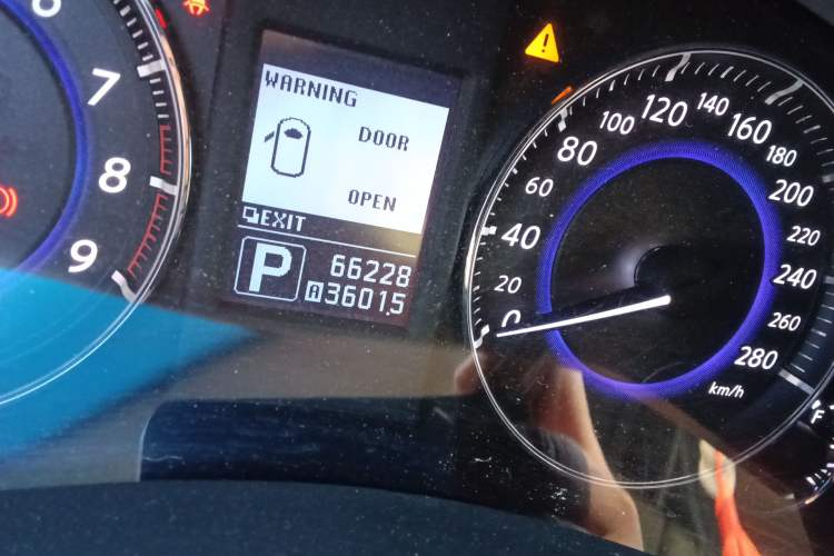 Used Infiniti QX70 2013 3.7L Standard Edition
