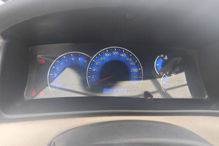 Used BYD F3 2013 Energy-Efficient Model 1.5L Manual Comfort Version Instrument Cluster