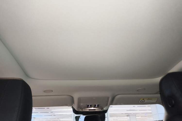 Used Land Rover Range Evoque 2023 Aurora L 249 PS Collins Antique Bronze Special Edition Headliner