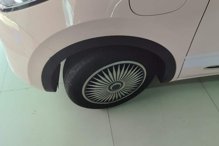 Used Wuling Bingo 2023 410 km Lingxi Deluxe Edition
