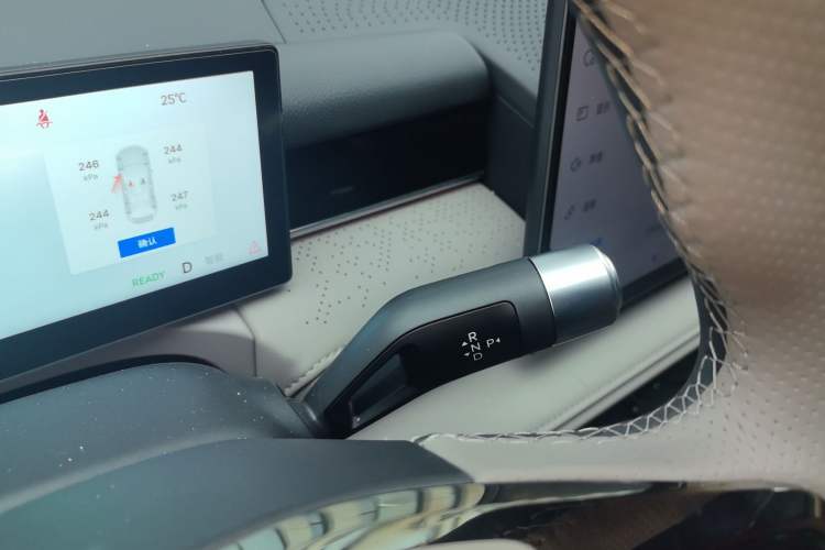 Used Geely Galaxy 8 2025 130km EM-i Flagship Edition
