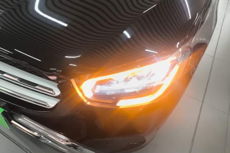 Used Mercedes-Benz GLC 2020 Facelifted GLC 260 L 4MATIC Dynamic Edition
