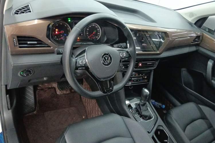 Used Volkswagen Tharu 2021 280TSI Two-Wheel Drive Comfort Edition
