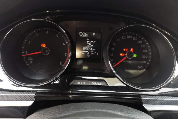 Used Volkswagen C-TREK 2018 230TSI DSG Comfort Model Instrument Cluster