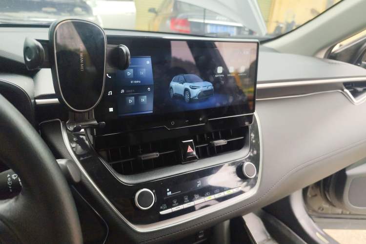 Used Toyota FRONTLANDER 2023 2.0L CVT Leading Edition Audio And AC Panel