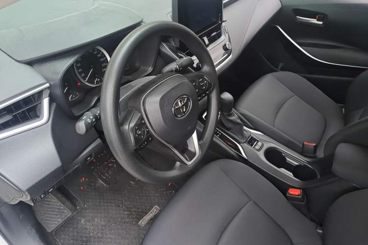 Used Toyota Corolla 2022 Dual-Motor 1.8L E-CVT Pioneer Edition
