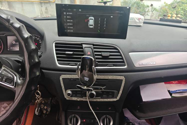 Used Audi Q3 2015 35 TFSI quattro Comfort model Audio And AC Panel