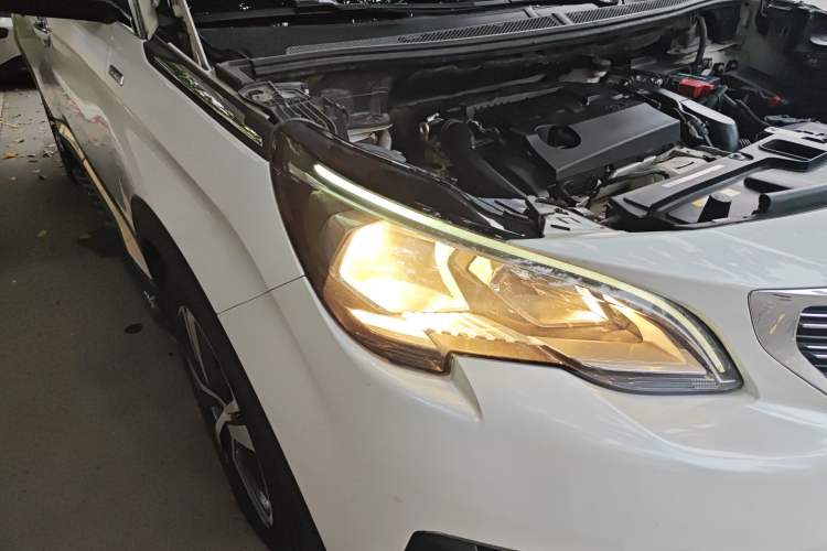 Used Peugeot 5008 2017 380THP 7-Seater Elite Edition