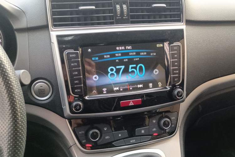 Used Haval M6 2019 1.5T Manual Two-Wheel Drive Urban Version China VI Standard