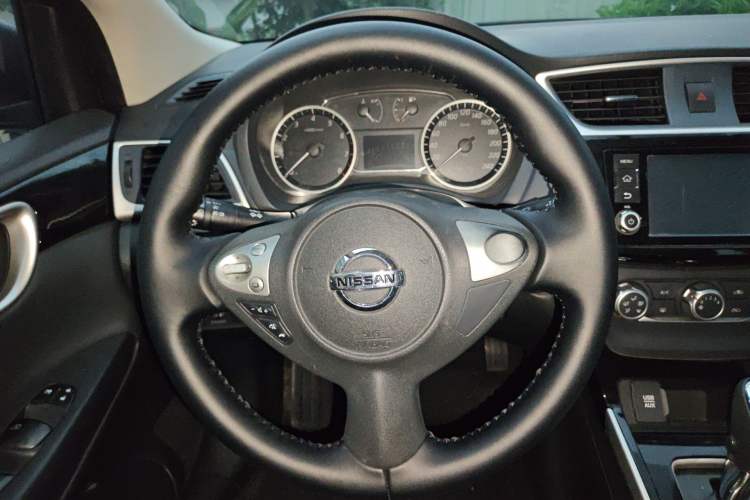 Used Nissan Sylphy 2016 1.6 XL CVT Deluxe Edition Steering Wheel