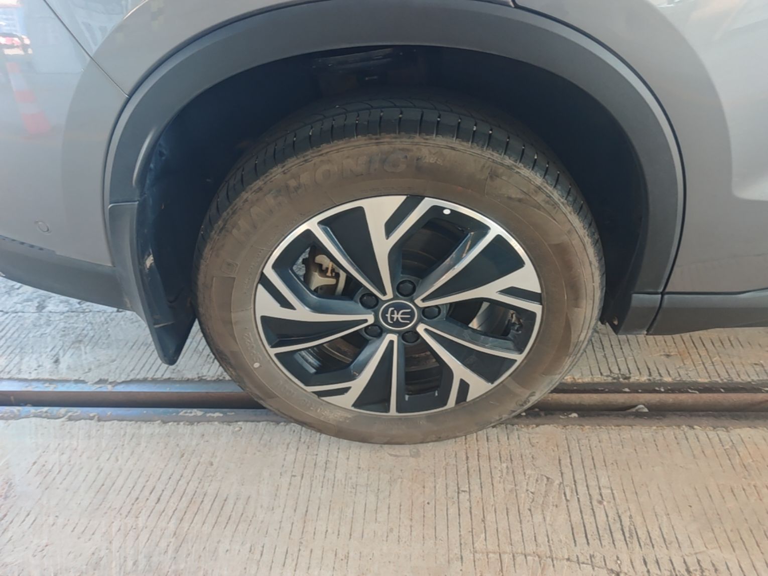 BYD Song Pro New Energy 2025 2nd Generation Intelligent Driving Version DM-i 75KM Overachiever Trim — снимка 11