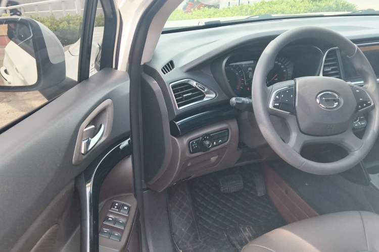 Used GAC Trumpchi GS4 2017 235T Automatic Two-Wheel Drive Elite Edition Driver Seat