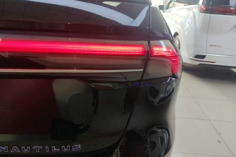 Used Lincoln Nautilus 2023 2.0T All-Wheel-Drive Zunrui Hybrid Version