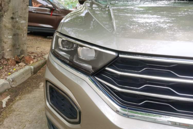 Used Volkswagen T-ROC 2020 280TSI DSG Two-Wheel Drive Comfort Version