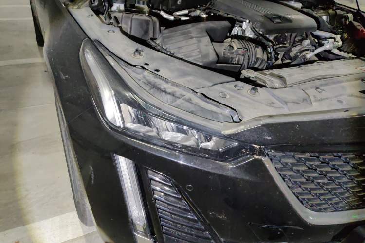 Used Cadillac CT5 2021 28T Tech Edition Right Front Headlight