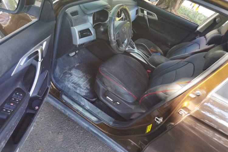 Used Geely Auto Emgrand X7 Sport 2016 1.8TD Automatic Smart Model