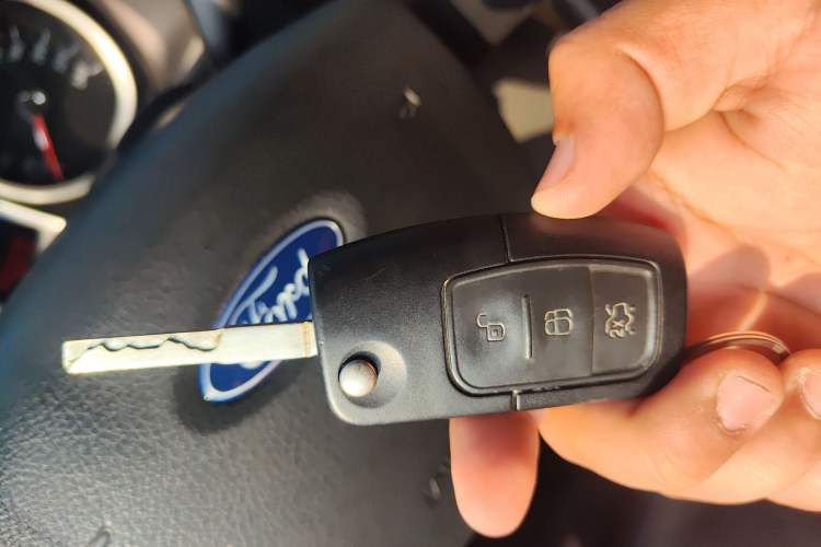 Used Ford Focus 2013 Hatchback Classic 1.8L Automatic Base Model
