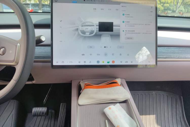 Used ONVO L60 2025 Model—60 kWh Rear-Wheel-Drive Version
