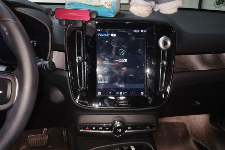 Used Volvo C40 2023 Long-Range PRO Version
