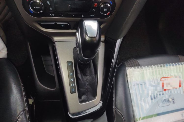 Used Ford Focus 2012 Sedan 1.6L Automatic Fashion Edition