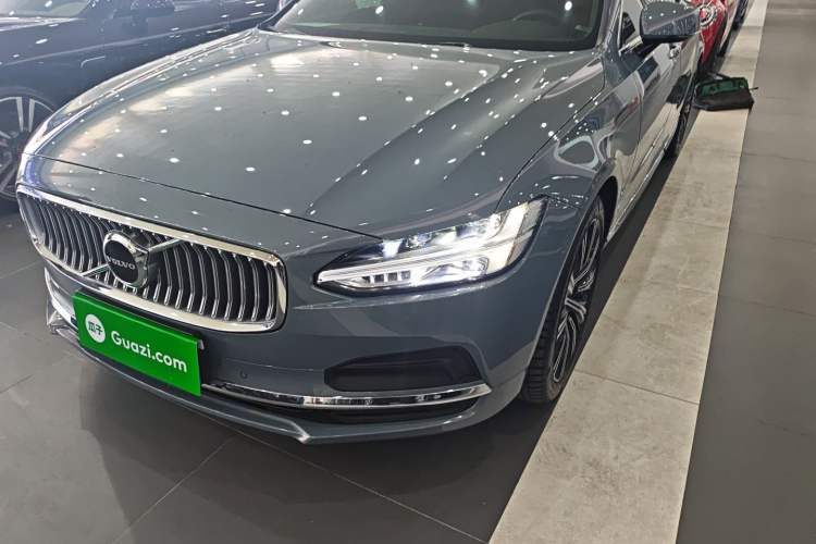 Used Volvo S90 2022 B5 Zhiyuan Luxury Edition