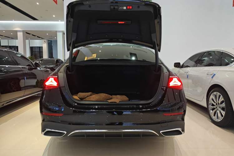 Used Mercedes-Benz E-Class 2025 Facelift E 300 L Luxury Sport Edition