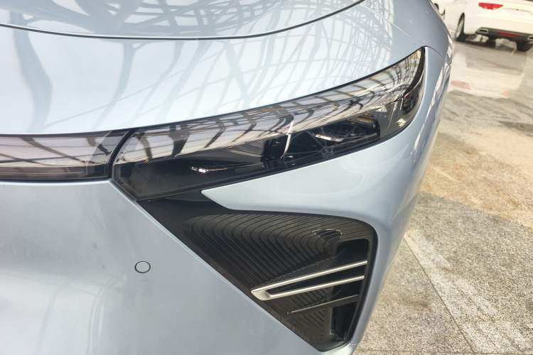 Used EXEED Star Era ES 2025 Extended-Range Max Urban Assisted Driving Left Front Headlight