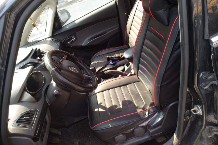 Used JAC Group Refine M2 2013 1.5L Manual Comfort Model 5 Seats
