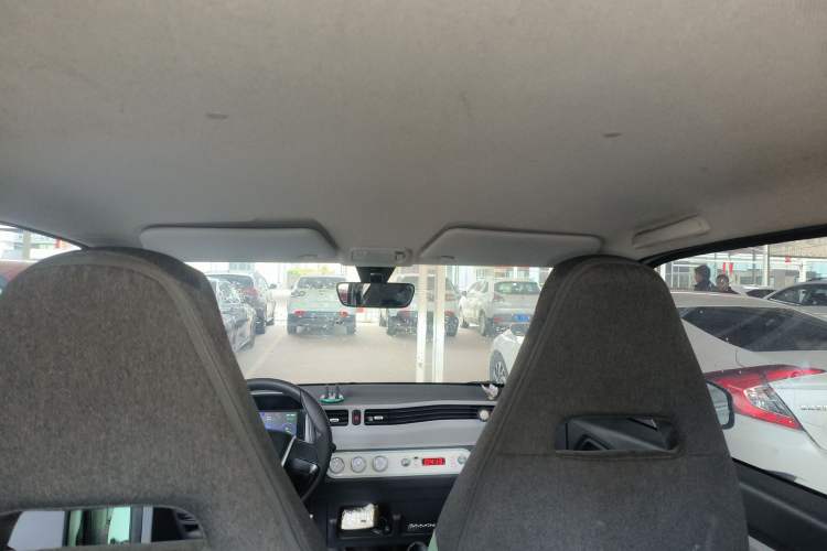 Used Wuling Hongguang MINIEV 2021 Macaron Premium Model – Lithium Iron Phosphate
