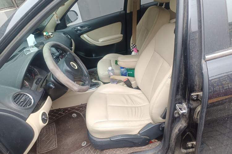 Used Volkswagen Lavida 2011 1.4 TSI DSG Prestige Edition Left Front Seat