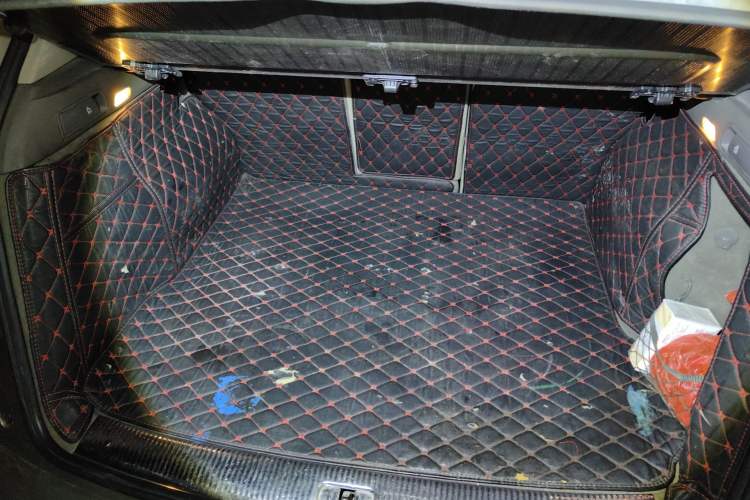 Used Audi Q5 2010 2.0TFSI Technology Edition Trunk