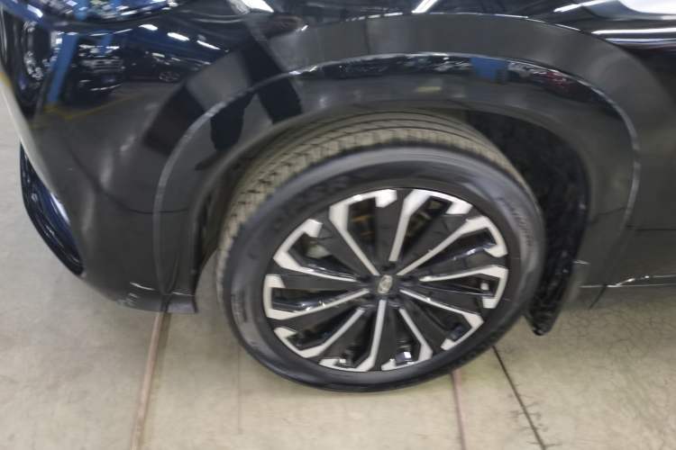 Used Chery Tiggo 9 2023 2.0T Automatic Two-Wheel Drive Luxury Edition 5 Seats
