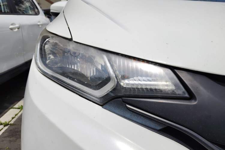 Used Honda Fit 2016 1.5L LXS CVT Comfort Sunroof Version Right Front Headlight