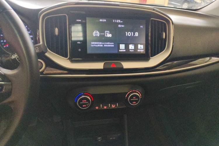 Used Kia kx1 Stonic 2019 1.4L Automatic Sport Edition China VI Audio And AC Panel