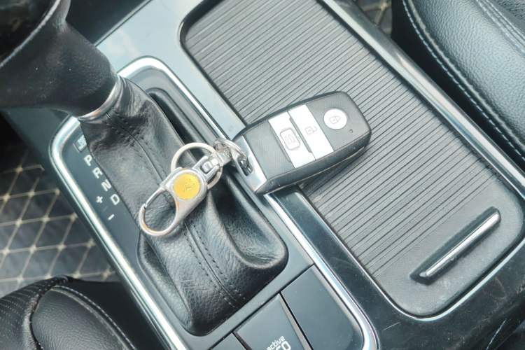 Used Kia K4 2014 1.8L Automatic GLS Vehicle Key