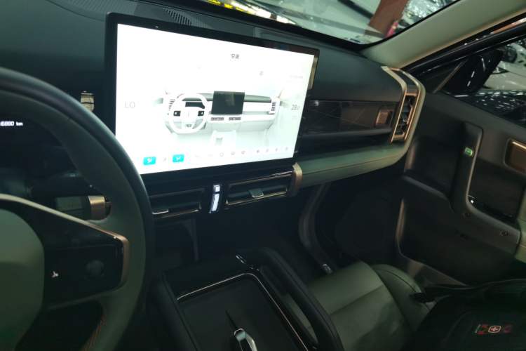 Used iCAR 03 2024 401km Two-Wheel Drive Standard Advanced Version