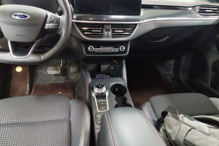 Used Ford Focus 2021 Sedan EcoBoost 180 Automatic ST Line