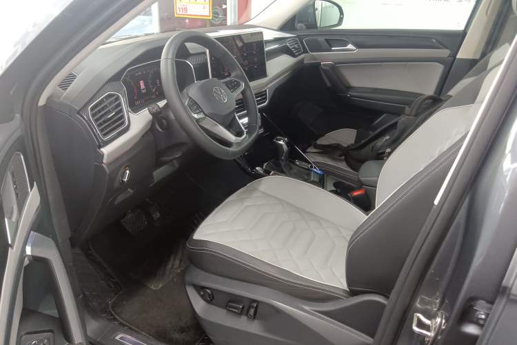 Used Volkswagen Tayron 2023 330TSI Two-Wheel-Drive Luxury Plus Advanced Version
