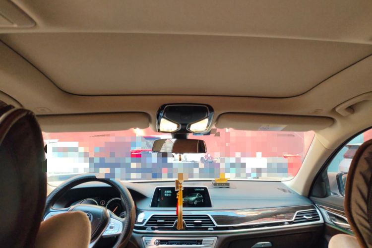 Used BMW 7 Series 2017 730Li Leading Model
