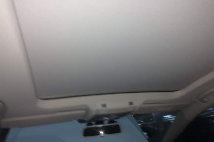 Used Volkswagen Golf Sportsvan 2016 230TSI Automatic Trend Edition Headliner