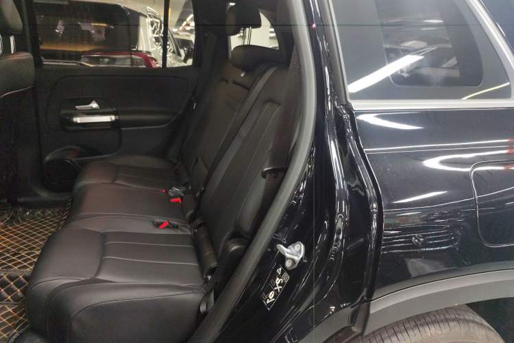 Used Mercedes-Benz GLB 2022 GLB 220 Dynamic Edition Left Rear Seat