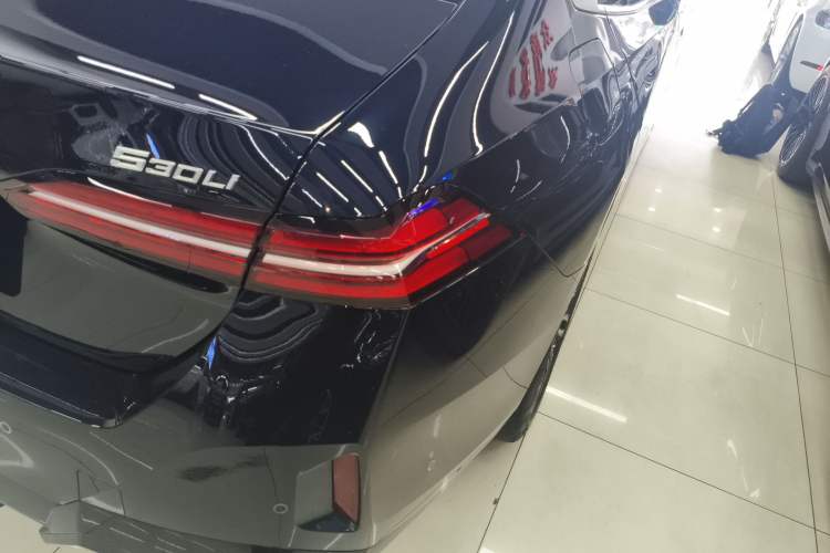 Used BMW 5 Series 2025 530Li Leading Model M Sport Package
