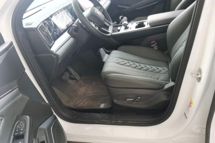 Used BYD Song L DM-i 2025 Intelligent Driving Version 112 km Beyond-Range Type
