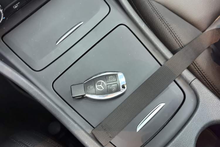 Used Mercedes-Benz CLA 2015 CLA 200
